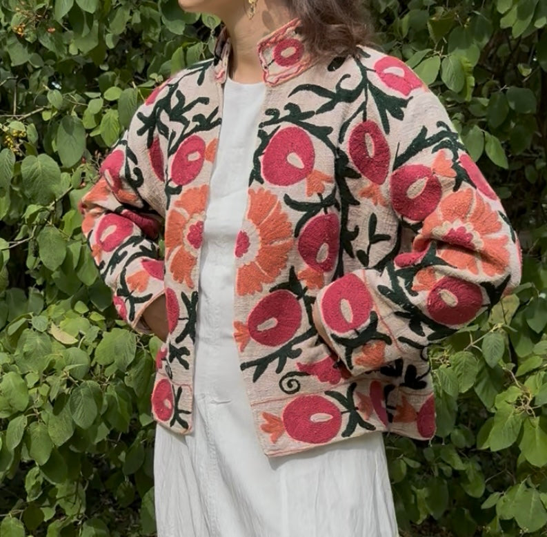 Linnen Suzani