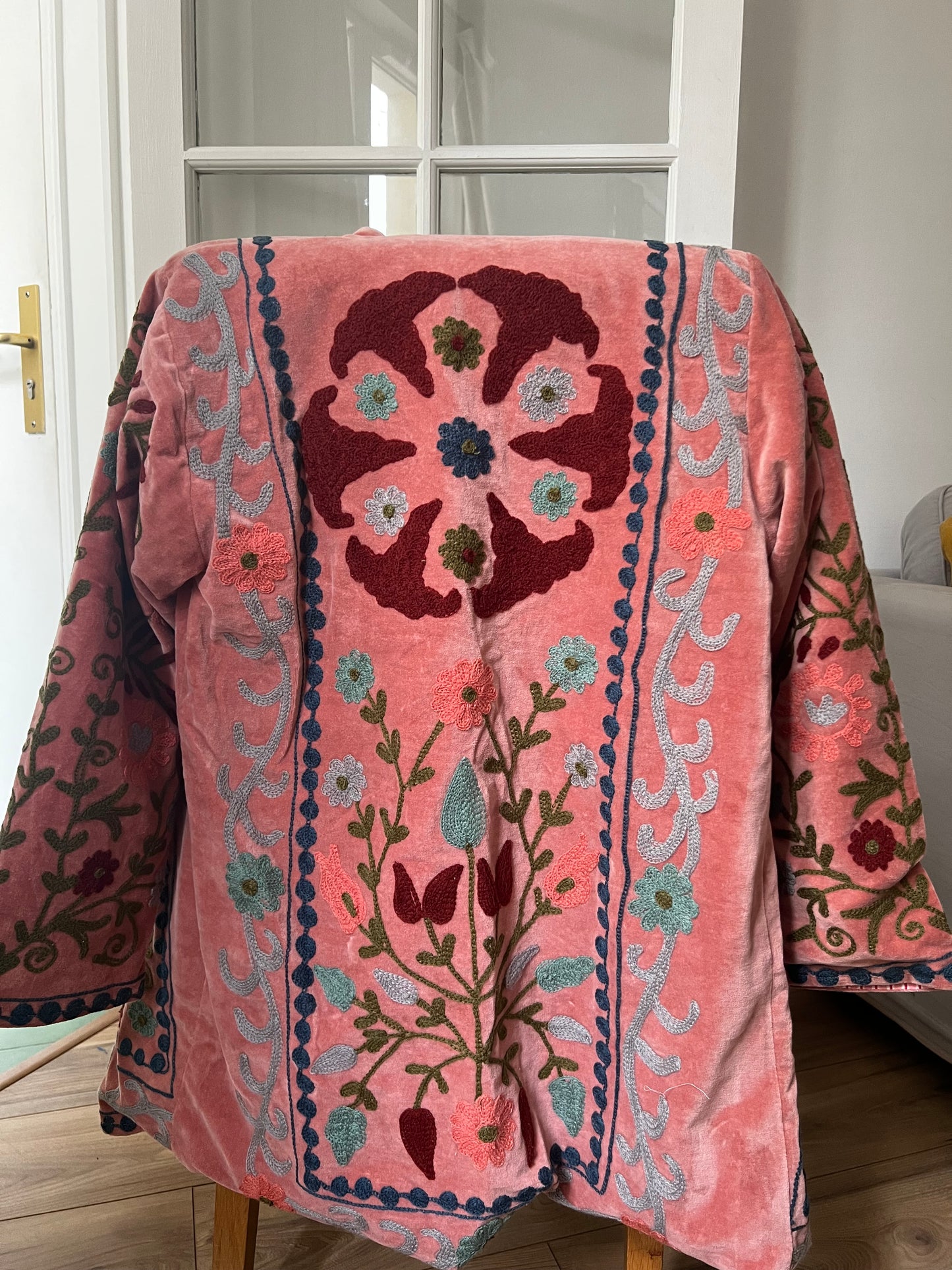 Long pink suzani