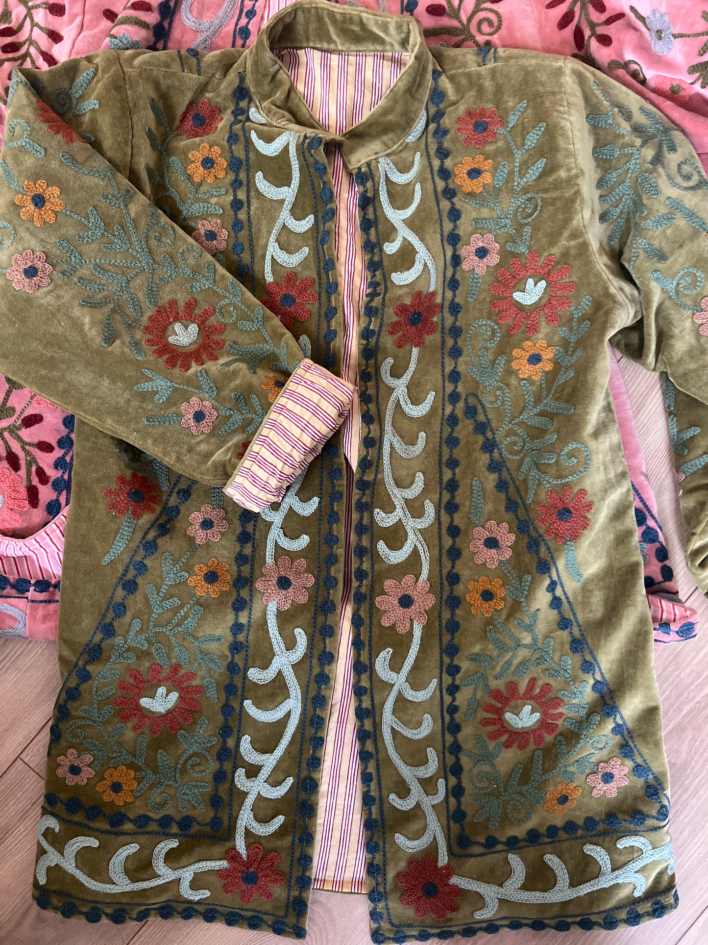 Long olive suzani