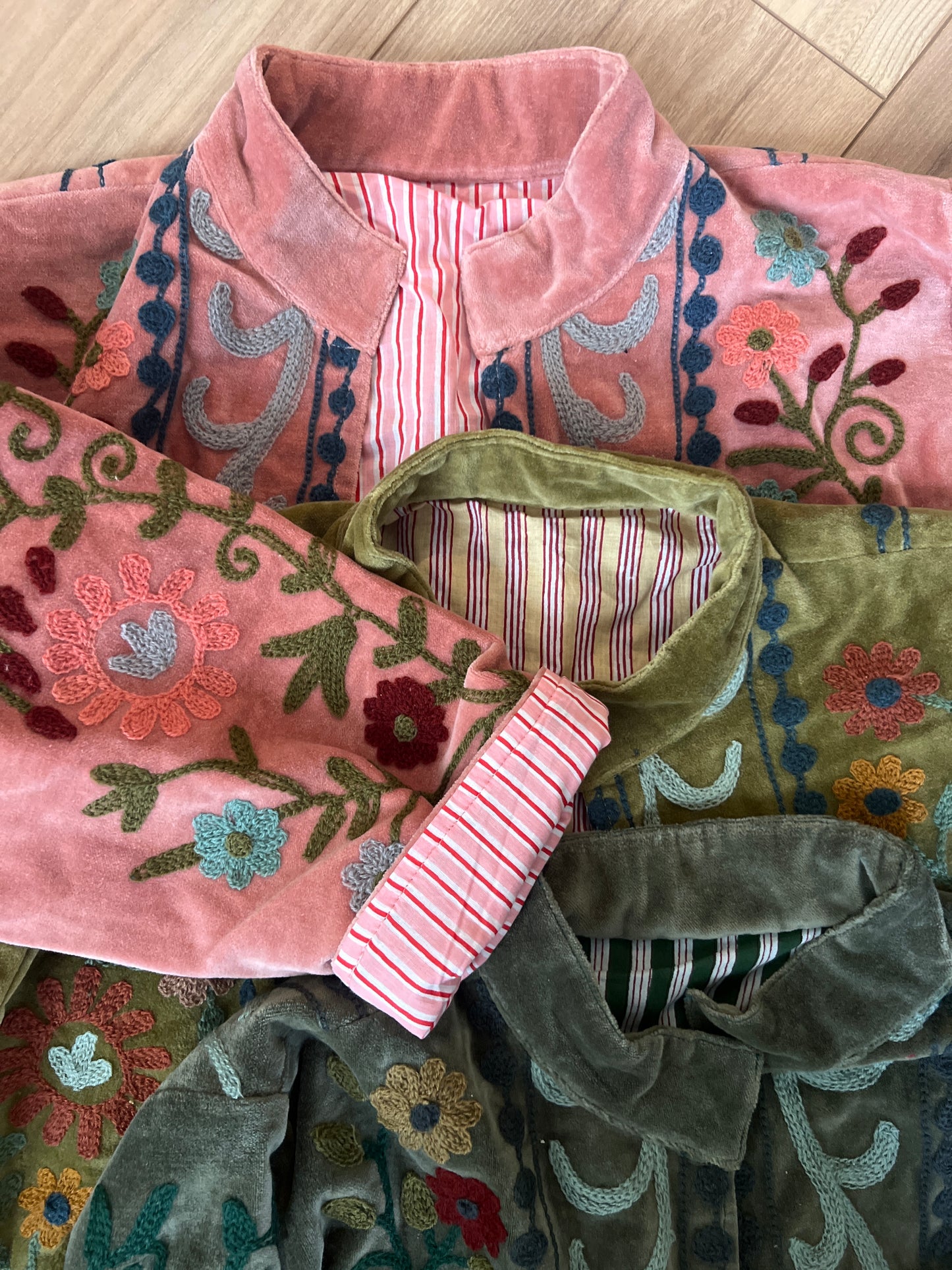 Long pink suzani