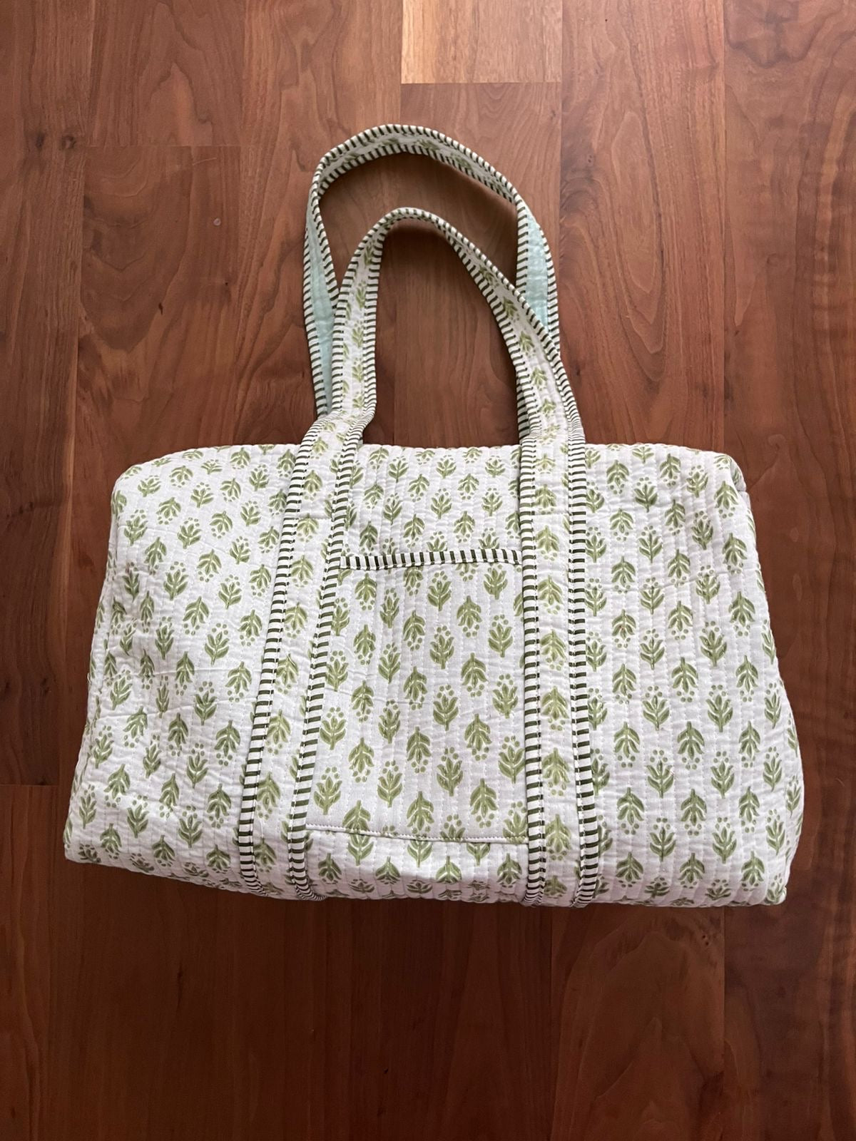Weekend duffel green